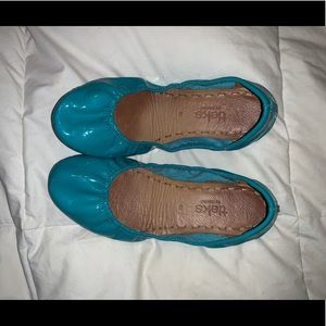 Tieks Teal patent size 6